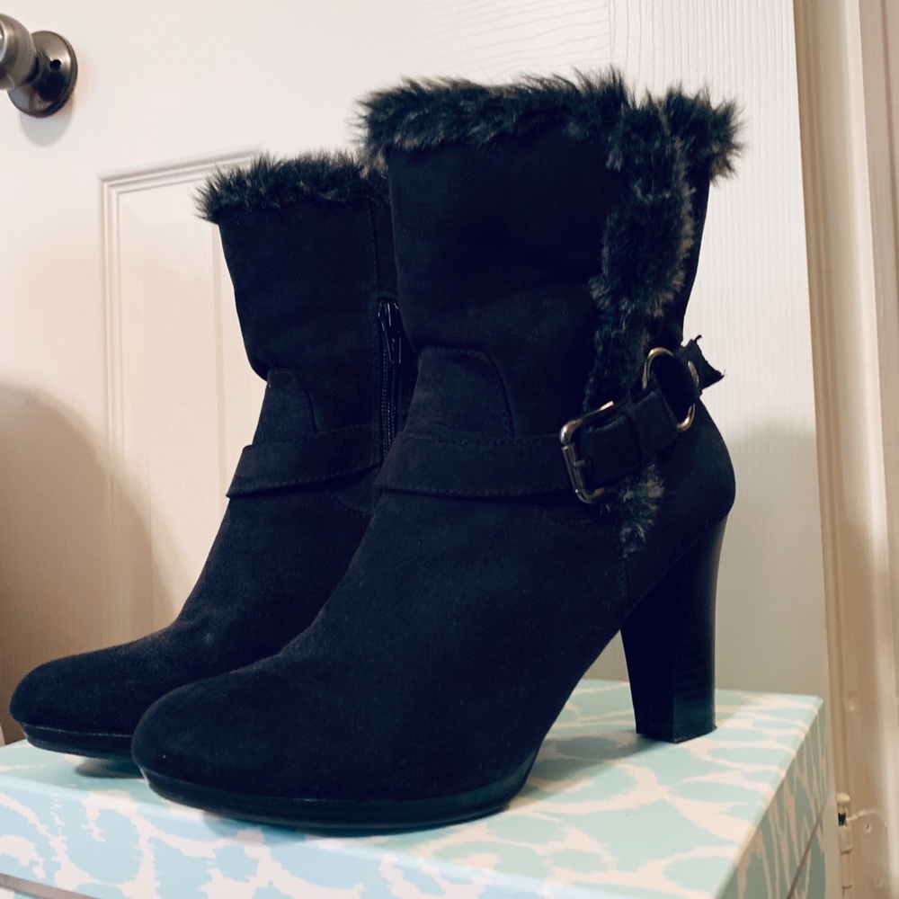 winter boots size 7.5 bundle